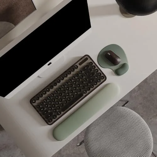 Close look at the Office Mousepad with Gel Wrist Support - Ergonomic Gaming Desktop build quality