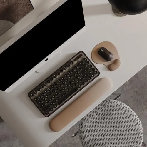 Close look at the Office Mousepad with Gel Wrist Support - Ergonomic Gaming Desktop build quality