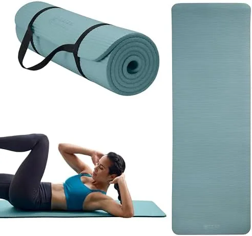 Close look at the Gaiam Thick Yoga Mat, Exercise & Fitness Mat with Easy-Cinch build quality