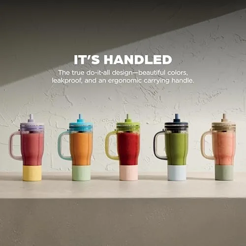 The cyberspace BlendBOSS tumbler lid showing the chug spout and detachable straw