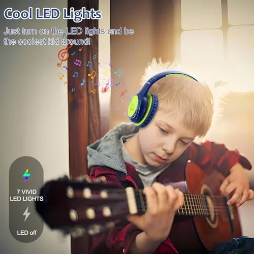 Another view of the Voopwink Kids Headphones Wired with Microphone, USB Type C Headphones