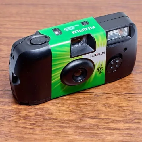Testing the Fujifilm Quicksnap Flash Disposable Camera 400 Iso, 6 Pack, 35mm over two weeks