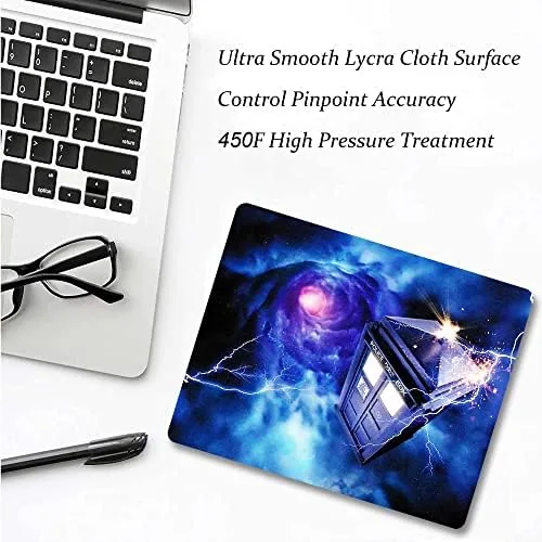 Close look at the Cool Science Fiction Mouse Mat, Waterproof Non Slip Rubber Base build quality
