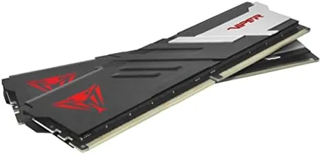 Close up of the Patriot Viper Venom heat spreader and module label