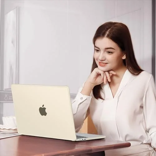 Testing the MOSISO Compatible with MacBook Air 13 inch Case M5 2026 over two weeks