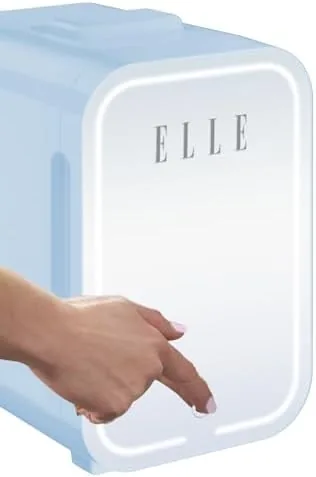 Close up of the ELLE 8L LED makeup mirror ring lights switched on