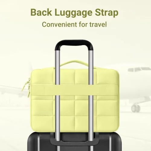 Close look at the MOSISO 360 Protective Laptop Case 13 inch, Laptop Sleeve Bag build quality